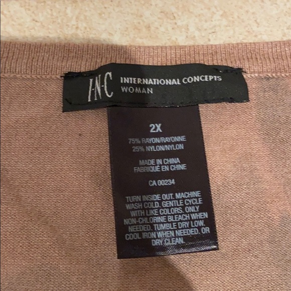 INC Women’s Quarter Sleeve Top - Picture 3 of 4